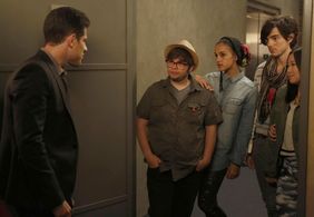 Max Greenfield, Jasmine Di Angelo, Charlie Saxton, Morgan Krantz, and Jinny Chung in New Girl (2011)