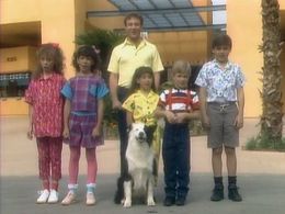 Rick Bandes, Chris Finch, Heather Green, Mike the Dog, Kristy Espinoza, Tina Marie Espinoza, and Ryan Kirk in Kidsongs (