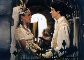 Sasa Rasilov and Lucie Vondrácková in Kresadlo (2004)