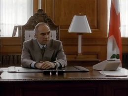 Jean-René Ouellet in Scoop (1992)