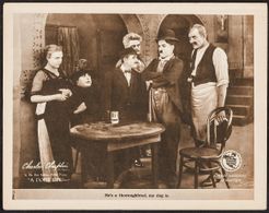 Charles Chaplin, Dave Anderson, Henry Bergman, Syd Chaplin, Edna Purviance, and Granville Redmond in A Dog's Life (1918)