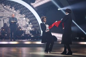 Viktor Verzhbitskiy and Aleksandra Ursulyak in Dancing with the Stars (2006)