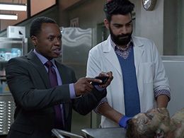 Malcolm Goodwin and Rahul Kohli in iZombie (2015)