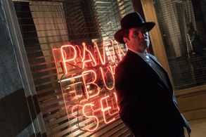 Yul Vazquez in Midnight, Texas (2017)