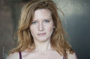 Chloé Hollings is a French/British/Australian actor, mezzo-soprano opera singer, voice-over artist and author. She is cu