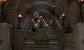 Patience Collier and Ingrid Pitt in Countess Dracula (1971)