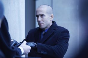 Kirk Acevedo in 12 Monkeys (2015)