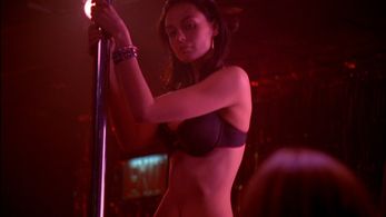 Kelly Briter in Fringe (2008)