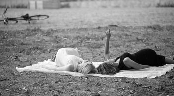 Still of Lisann Valentin and Allison Minick in Europeany