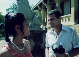 Milan Knazko and Oum Savanny in Devet kruhu pekla (1988)