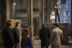 Jensen Ackles, Rob Benedict, Misha Collins, Jared Padalecki, Mark Sheppard, and Ruth Connell in Supernatural (2005)