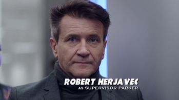 Robert Herjavec in Sharknado 4: The 4th Awakens (2016)