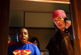 Kenan Thompson, Steve Howey, Desi Lydic, and Diora Baird in Stan Helsing (2009)