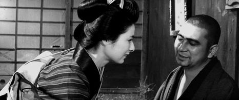 Masayo Banri and Shintarô Katsu in The Tale of Zatoichi (1962)