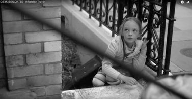 Raffiella Chapman as Sara in The Have-Nots