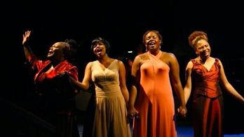 Ashley Nicole Blake in Simply Simone