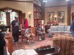 Still photo of Cedric the Entertainer, Maestro Harrell, and Nathan Davis at a rehearsal on set of The Soul Man.