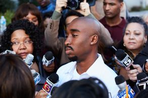 Demetrius Shipp Jr. in All Eyez on Me (2017)