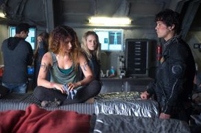 Paige Turco, Eliza Taylor, Bob Morley, Sachin Sahel, and Nadia Hilker in The 100 (2014)