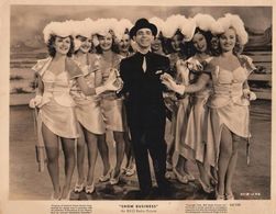 Eddie Cantor, Myrna Dell, Mary Meade, Cindy Garner, Daun Kennedy, Rosemary La Planche, Shirley O'Hara, Barbara Payne, El