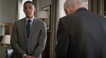 Justiin Davis as Barry in Madam Secretary