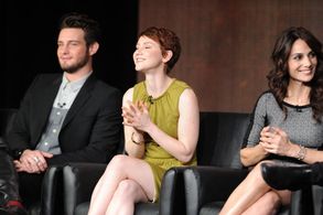 Annie Parisse, Valorie Curry, and Nico Tortorella in The Following (2013)