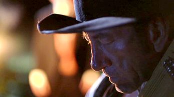 Bill Thorpe as the father in 