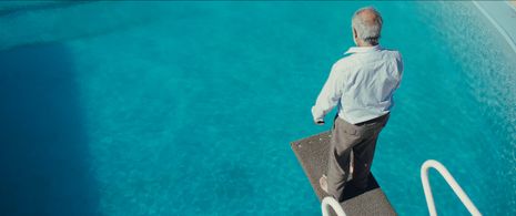 Héctor Noguera in Mr. Kaplan (2014)