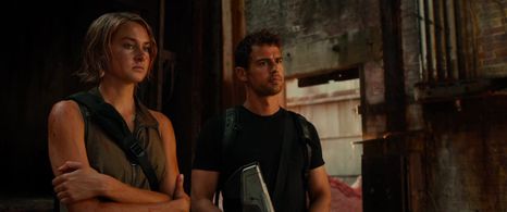 Shailene Woodley and Theo James in Allegiant (2016)