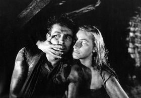 Teresa Izewska and Tadeusz Janczar in Kanal (1957)