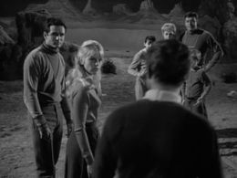 June Lockhart, Angela Cartwright, Mark Goddard, Jonathan Harris, Marta Kristen, Bill Mumy, and Guy Williams in Lost in S