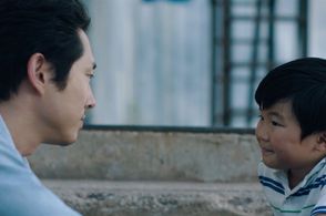 Alan Kim and Steven Yeun in Minari (2020)