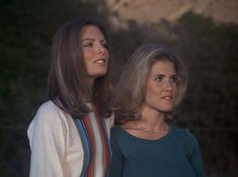 Kimberly Beck and Deborah Ryan in The Hardy Boys/Nancy Drew Mysteries (1977)