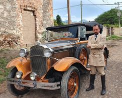 Still of Orlando Moguel (Francisco I. Madero) in 