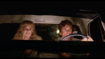 Erika Buenfil and Ernesto Laguardia in Grave Robbers (1989)