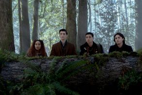 George Rexstrew, Kassius Nelson, Joshua Colley, and Jayden Revri in Dead Boy Detectives (2024)