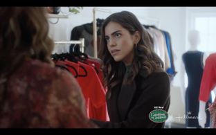 Kimberley Sustad and Veronica Long in Lights, Camera, Christmas! (2022)