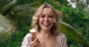 Amelia Eve in Leopard Skin (2022)