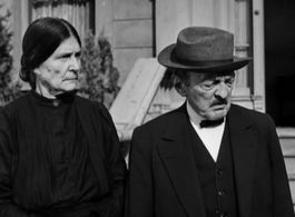 Rosa Gore and Clarence Wilson in Shrimps for a Day (1934)