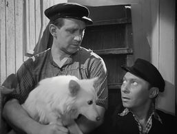 Gustav Knuth and Carl Raddatz in Under the Bridges (1946)