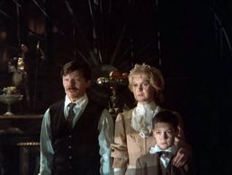 Olga Soshnikova and Aleksandr Zbruev in Ubit drakona (1988)