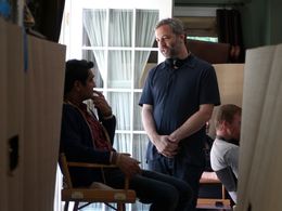 Judd Apatow and Kumail Nanjiani in The Big Sick (2017)