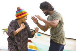 Madhavan and Ritika Singh in Irudhi Suttru (2016)