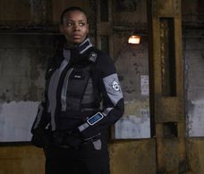 Tamberla Perry in APB (2017)