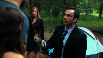Stephanie Barone and Robin Zamora in The Survival Games (2012)