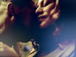 Andrea Davis as Sal with Thomas Antony Olajide as Dezi in Learn to Swim (2021).