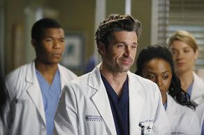 Patrick Dempsey, Jerrika Hinton, Gaius Charles, and Tessa Ferrer in Grey's Anatomy (2005)