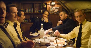 David Duchovny, Julian Adams, Jason Beghe, Jason Gray-Stanford, and Johnathon Schaech in Phantom.