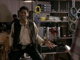 Alphonso McAuley in Breaking In (2011)