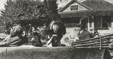 Gale Henry and Milton Sills in Simple Sapho (1917)